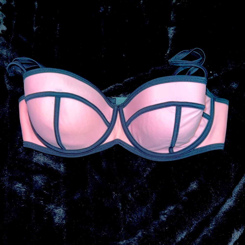 Triangl top